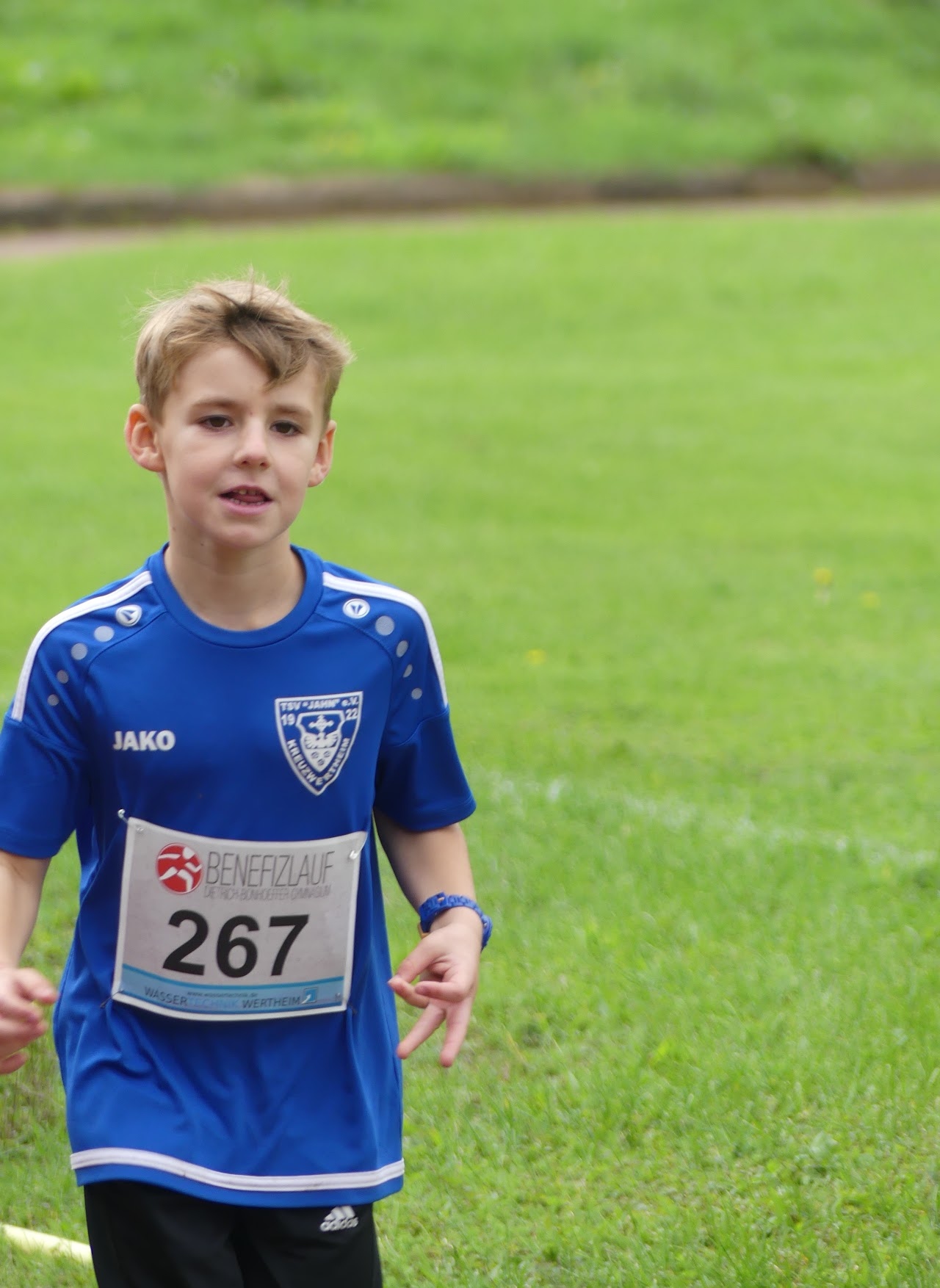 Bild vom 13. Benefizlauf im Jahr 2022. Dies ist das 255. Bild.